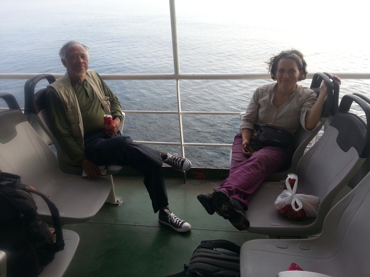 At least the boat had a basic concession for food and drinks, and the relaxed day without pedaling or rowing was most welcome.